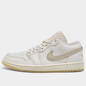 Nike Jordan 1 low SE Beige and Gold Women 9